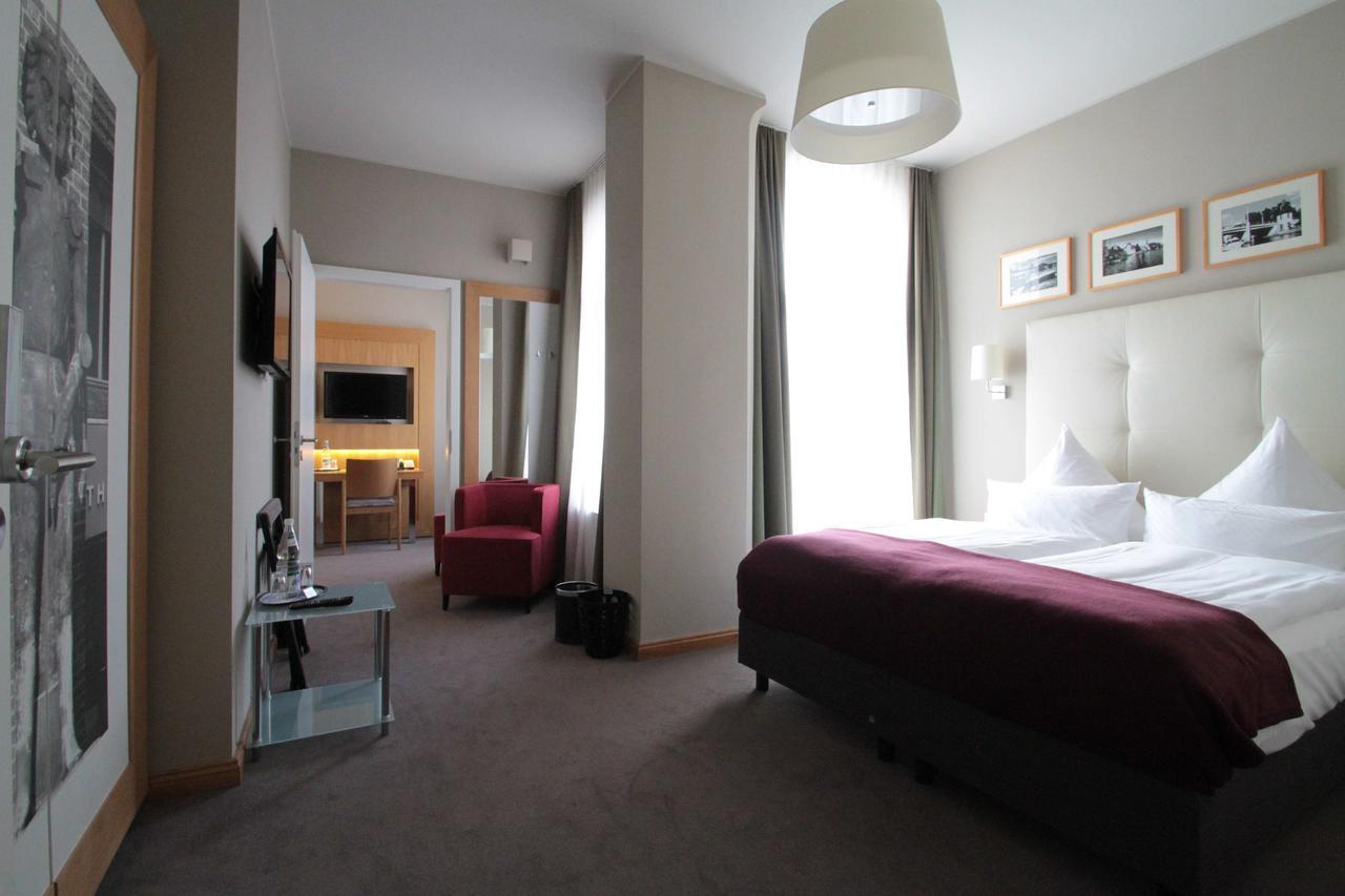 Hotel Am Molkenmarkt Brandenburg  ภายนอก รูปภาพ