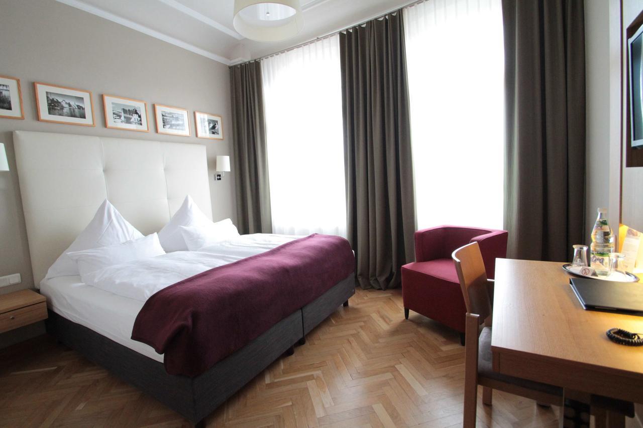 Hotel Am Molkenmarkt Brandenburg  ภายนอก รูปภาพ