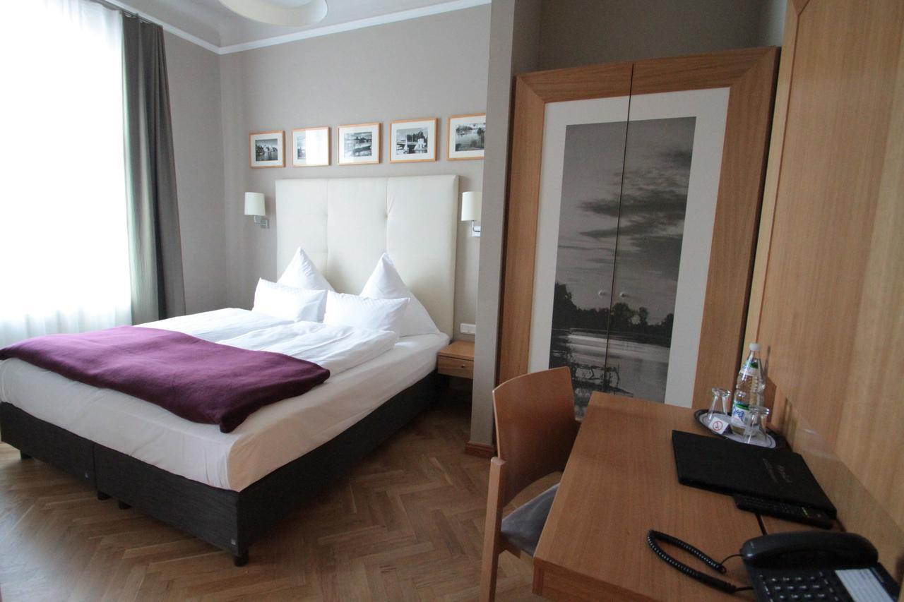 Hotel Am Molkenmarkt Brandenburg  ภายนอก รูปภาพ