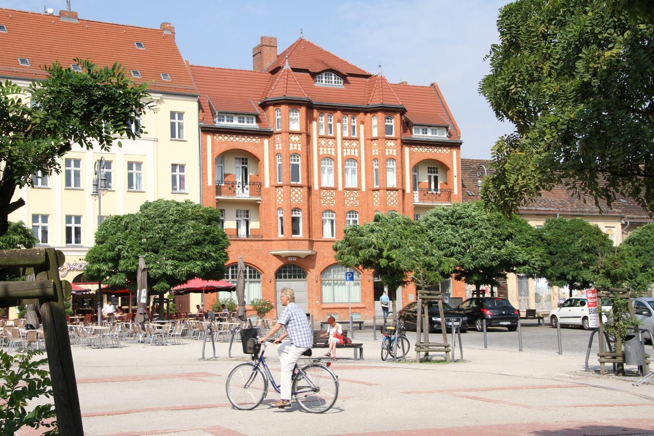Hotel Am Molkenmarkt Brandenburg  ภายนอก รูปภาพ