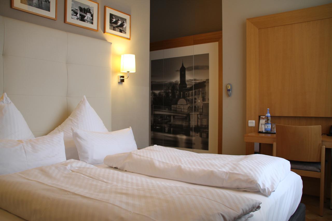 Hotel Am Molkenmarkt Brandenburg  ภายนอก รูปภาพ